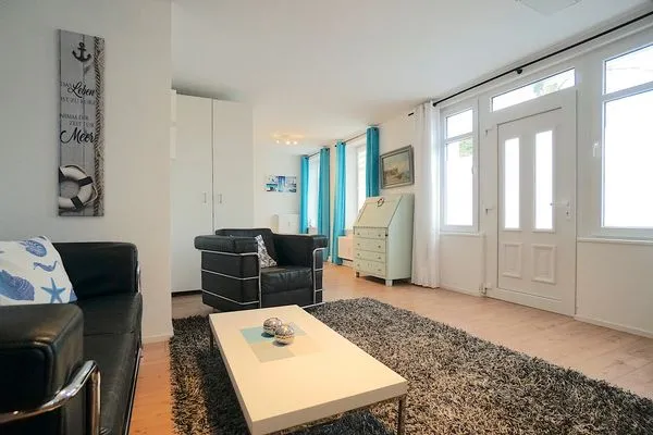 Wohnzimmer  Ferienwohnung Kajüte am Borbyerufer von Eckernförde