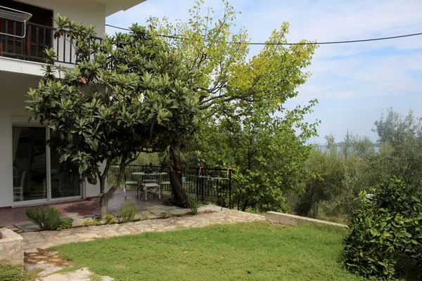 view from the garden of the holiday home  Philippos 2