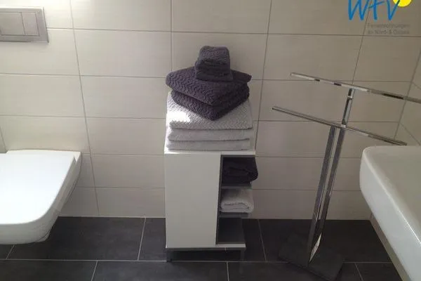 Badezimmer Ferienhaus Greune-Stee-Weg 39 Ferienwohnung Südstrandoase