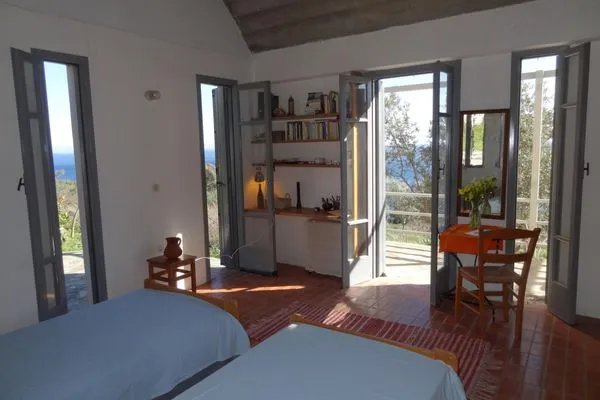 Wohnzimmer  Ageranos