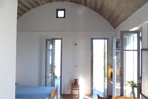 Wohnzimmer  Ageranos