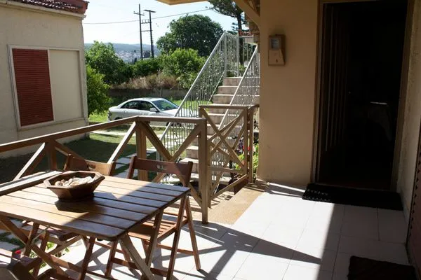 Facade / entrance  Vivi