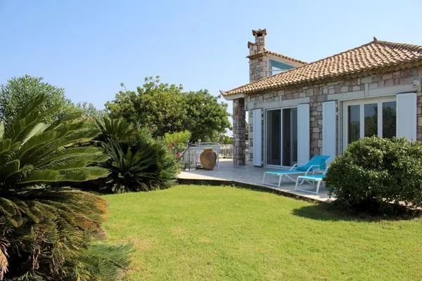 Hauptansicht  Türkis