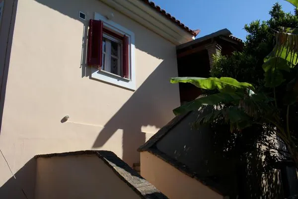 Facade / entrance  Jorgos 1