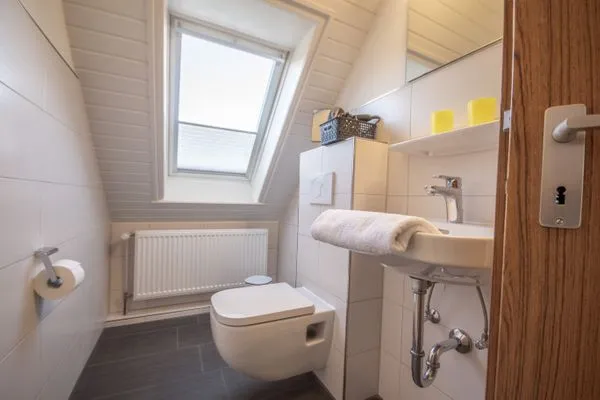 Haus Ingeborg Wohnung 3/OG Duhnen - Badezimmer