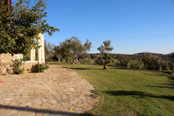 Garden  Petra-Mare 3