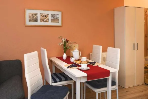 Wohnzimmer Haus Bahnhofstraße 11a Ferienwohnung "Kleine Inselliebe"