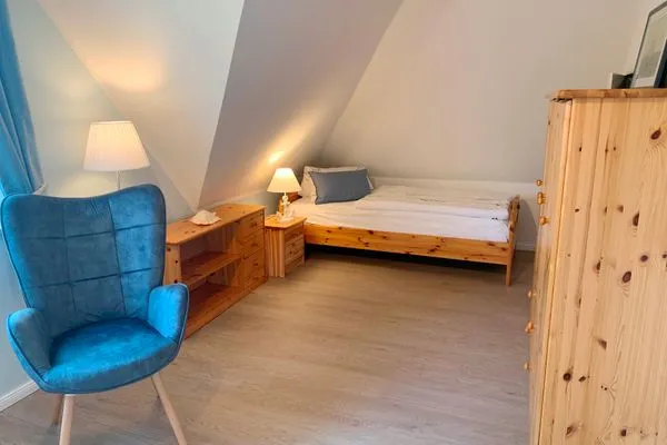 Schlafzimmer mit zwei Einzelbetten  Strandhaus Pilgrim