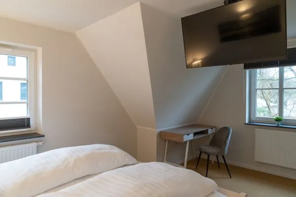 Reetdachhaus Steuerbord & Backbord Reetdachhaus Sandhus Backbord SPO Dorf - 