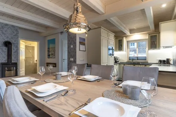 Reetdachhaus Steuerbord & Backbord Reetdachhaus Sandhus Backbord SPO Dorf - 