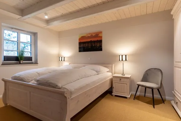 Reetdachhaus Steuerbord & Backbord Reetdachhaus Sandhus Backbord SPO Dorf - 