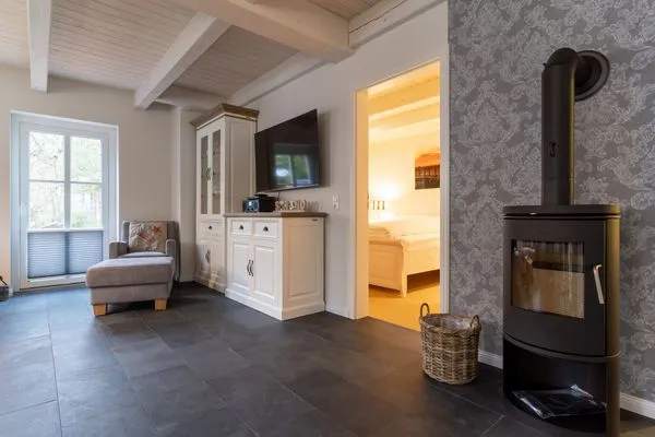 Reetdachhaus Steuerbord & Backbord Reetdachhaus Sandhus Backbord SPO Dorf - 