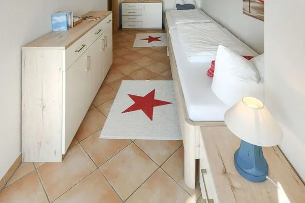 Schlafzimmer Haus Ebbe und Flut Ferienwohnung Leegwater