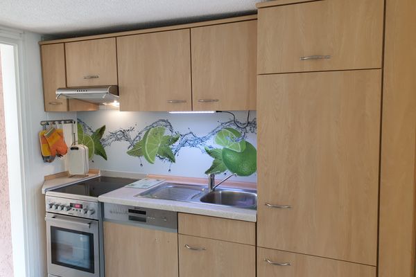  Abendfrieden Born - Küche / Küchenzeile