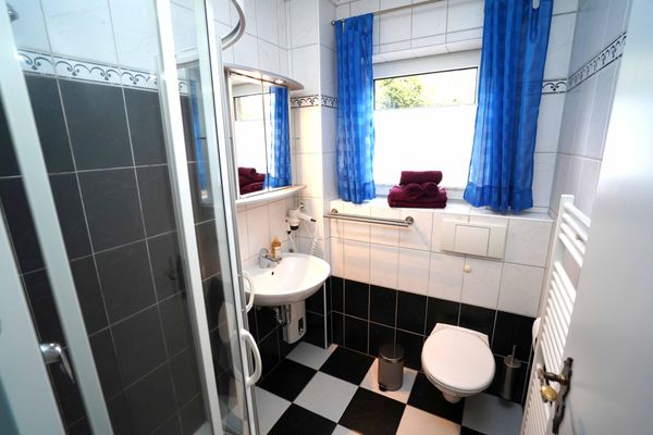  Ferienwohnung Norderney Hartward - Badezimmer