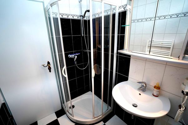  Ferienwohnung Norderney Hartward - Badezimmer