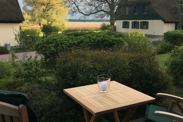  App. Auerhahn im "Schmugglerhus" Wieck - Terrasse