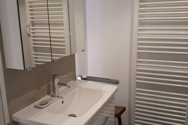  App. Auerhahn im "Schmugglerhus" Wieck - Badezimmer