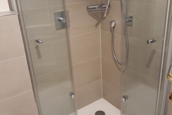  App. Auerhahn im "Schmugglerhus" Wieck - Badezimmer