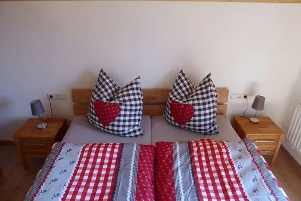 Schlafzimmer  Platzhirsch - Feriendorf Via Claudia Haus 78