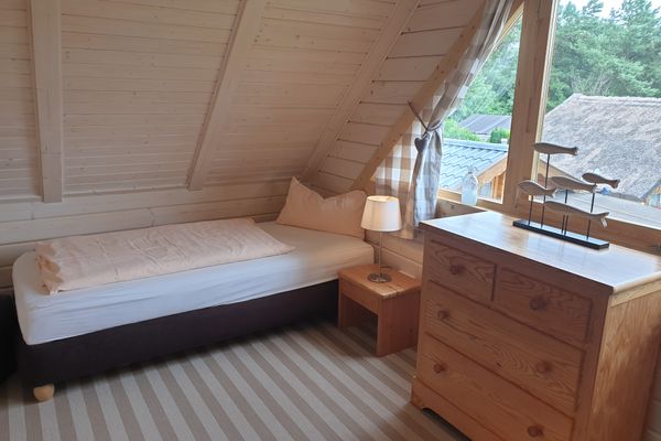  Blockhaus - de lüt holt hus  - Schlafzimmer