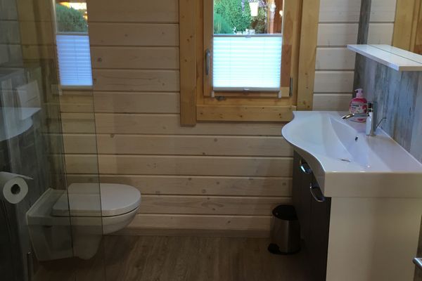  Blockhaus - de lüt holt hus  - Badezimmer