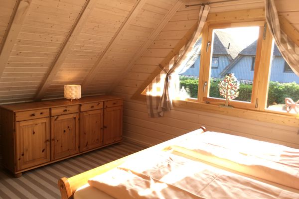 Blockhaus - de lüt holt hus  - Schlafzimmer