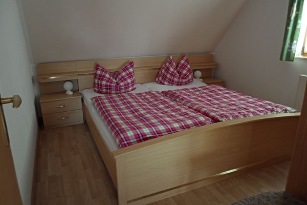  Boddenbrise II Wieck - Schlafzimmer