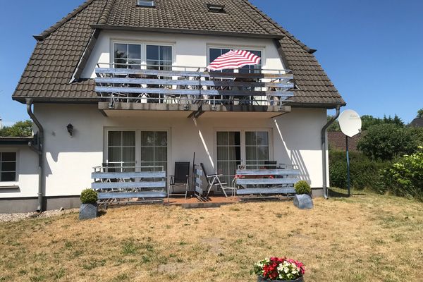 Pension Martens - Ella Wieck - Fassade / Eingang