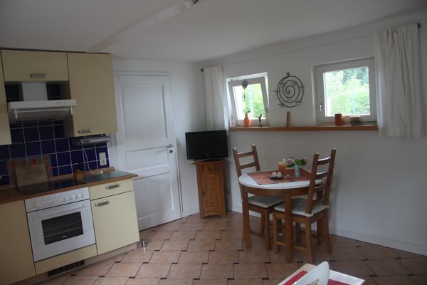  Ferienwohnung  an der Goldschmiede Wieck - Küche / Küchenzeile