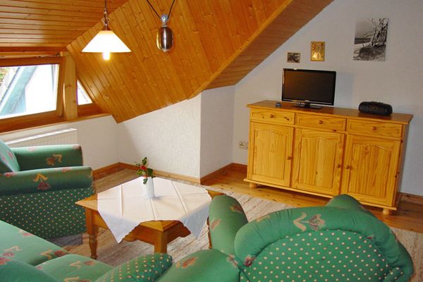Pension Martens - Gaubenwohnung Wieck - 