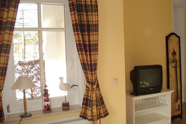 Boddenparadies - Imme Wieck - Wohnzimmer