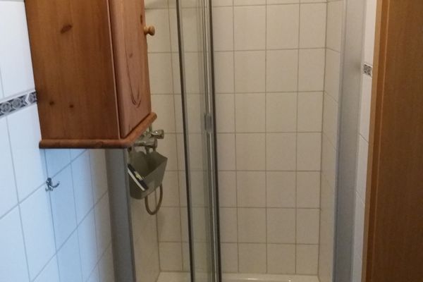  Kleine Fewo 2  - Badezimmer