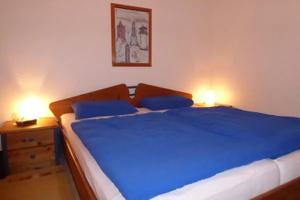 Haus am Sahlenburger Strand FeWo 27 Sahlenburg - Schlafzimmer