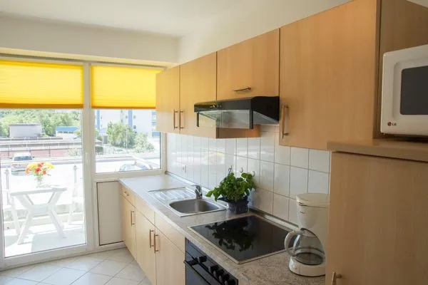 Haus Nordseebrandung FeWo A2.1 Sahlenburg - Küche / Küchenzeile