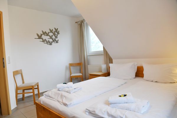 Schlafzimmer 2