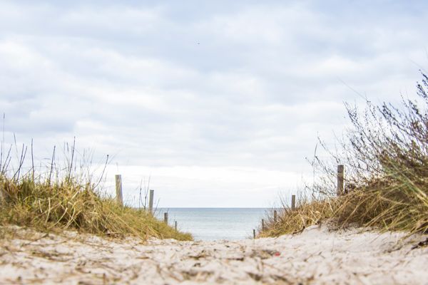 Ostseestrand direkt vor der Sandburg