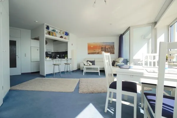 Wohnzimmer  Ferienwohnung Schleiloge mit Panoramablick auf die Schlei