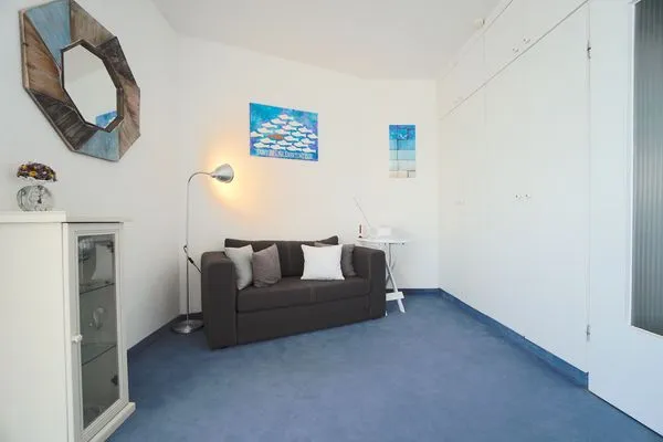 Wohnzimmer  Ferienwohnung Schleiloge mit Panoramablick auf die Schlei