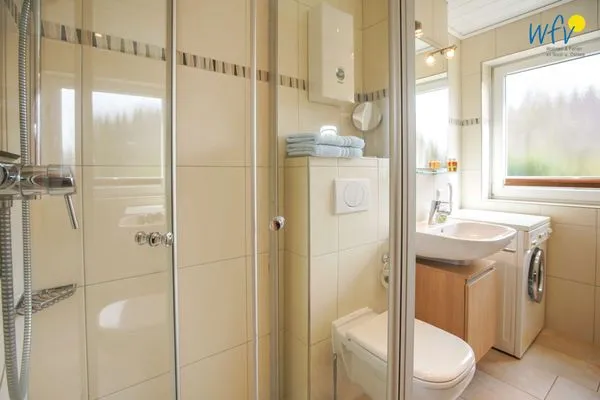 Badezimmer Haus Blanke Fenne 2d Ferienwohnung Auerhahn