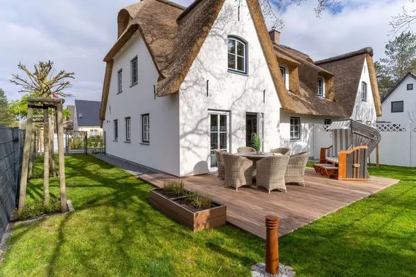 Reetdachhaus Steuerbord & Backbord Reetdachhaus Sandhus Steuerbord SPO Dorf - 