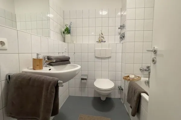 Haus Nordseebrandung FeWo A2.4 Sahlenburg - Badezimmer