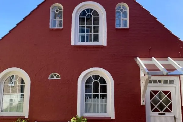 Fassade / Eingang  Einladende Ferienunterkunft 'Tischlerhaus' im Herzen von Schleswig