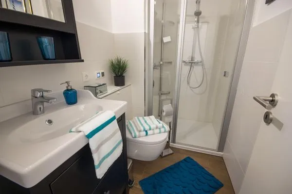 Haus am Sahlenburger Strand FeWo 4 Sahlenburg - Badezimmer