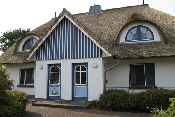 Boddenquartett - Zeesenkoje Wieck - Fassade / Eingang