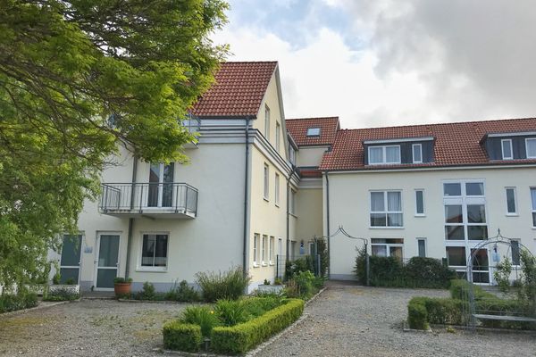 Hafen-Residenz -  Ferienwohnung "Dahlien"