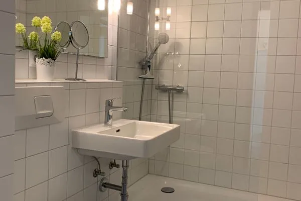 Badezimmer  Ferienwohnung Strandhüpfer - direkt am Meer