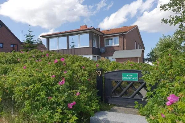 Hauptansicht Haus Kap Hoorn Ferienwohnung Seeblick
