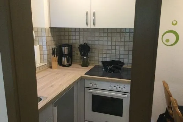 Küche / Küchenzeile  (TRA7e) Ferienwohnung "Windrose App. 13"