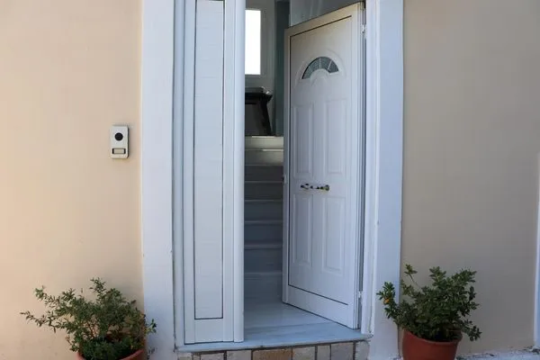 Facade / entrance  Sofia-Maria